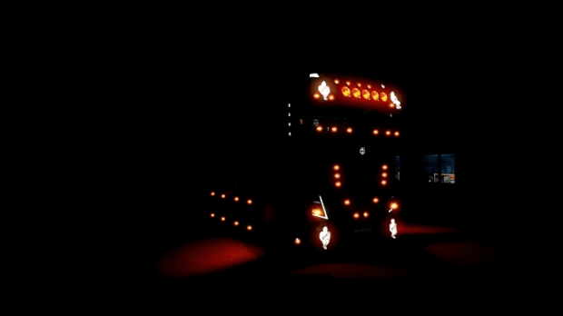 ETS2 - Volvo FH16 Black Edition Custom Tuning for Multiplayer (1.44.x)