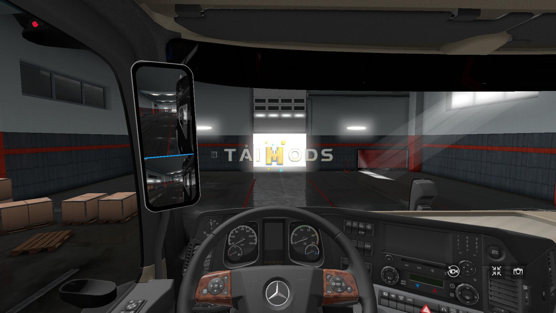 ETS2 - New Mirrors for Mercedes Actros MP4 V1.0 (1.35.X)