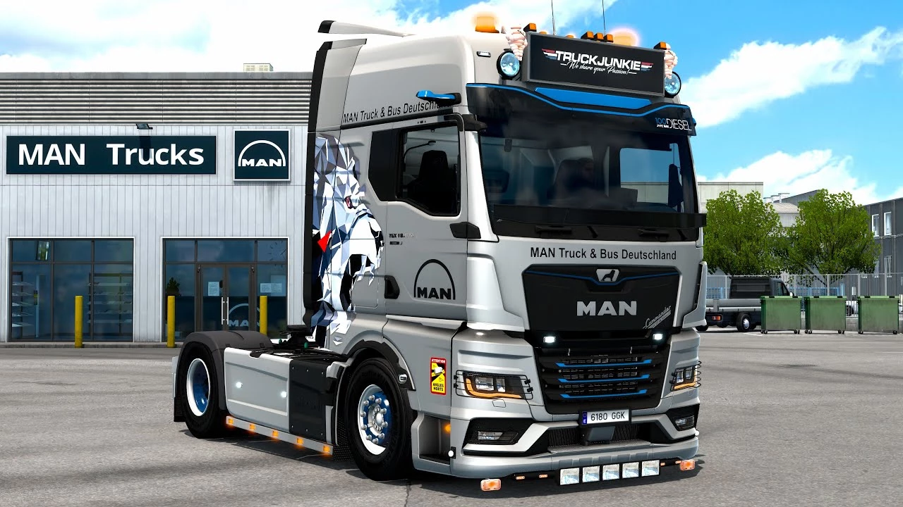 man20tg320202020by20gloover-1_w76wf-1