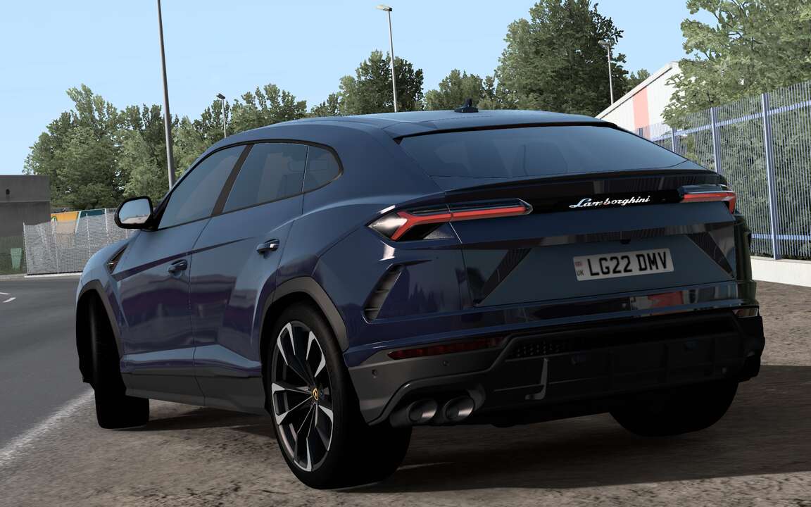 urus-2_dcv17